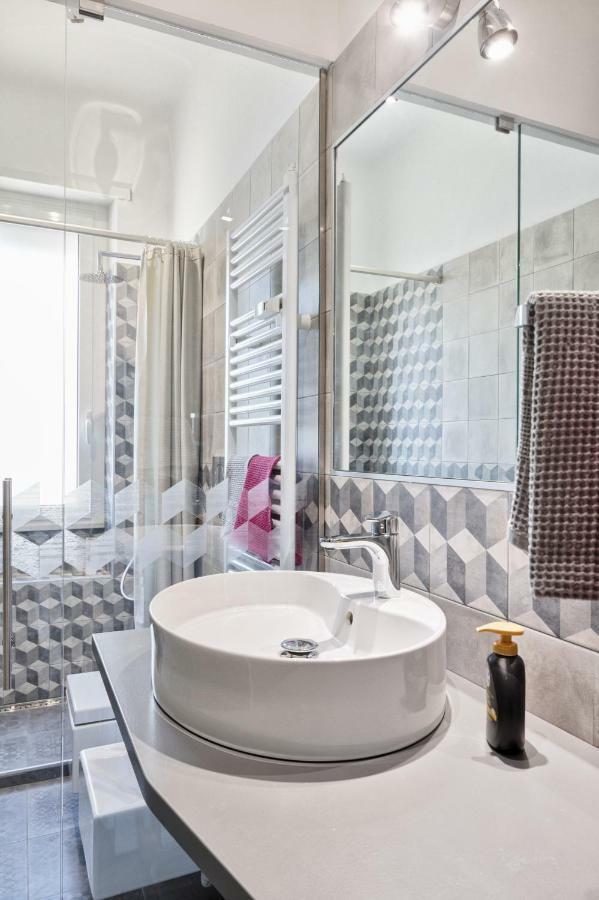 Torino Quasi In Centro Apartman Kültér fotó